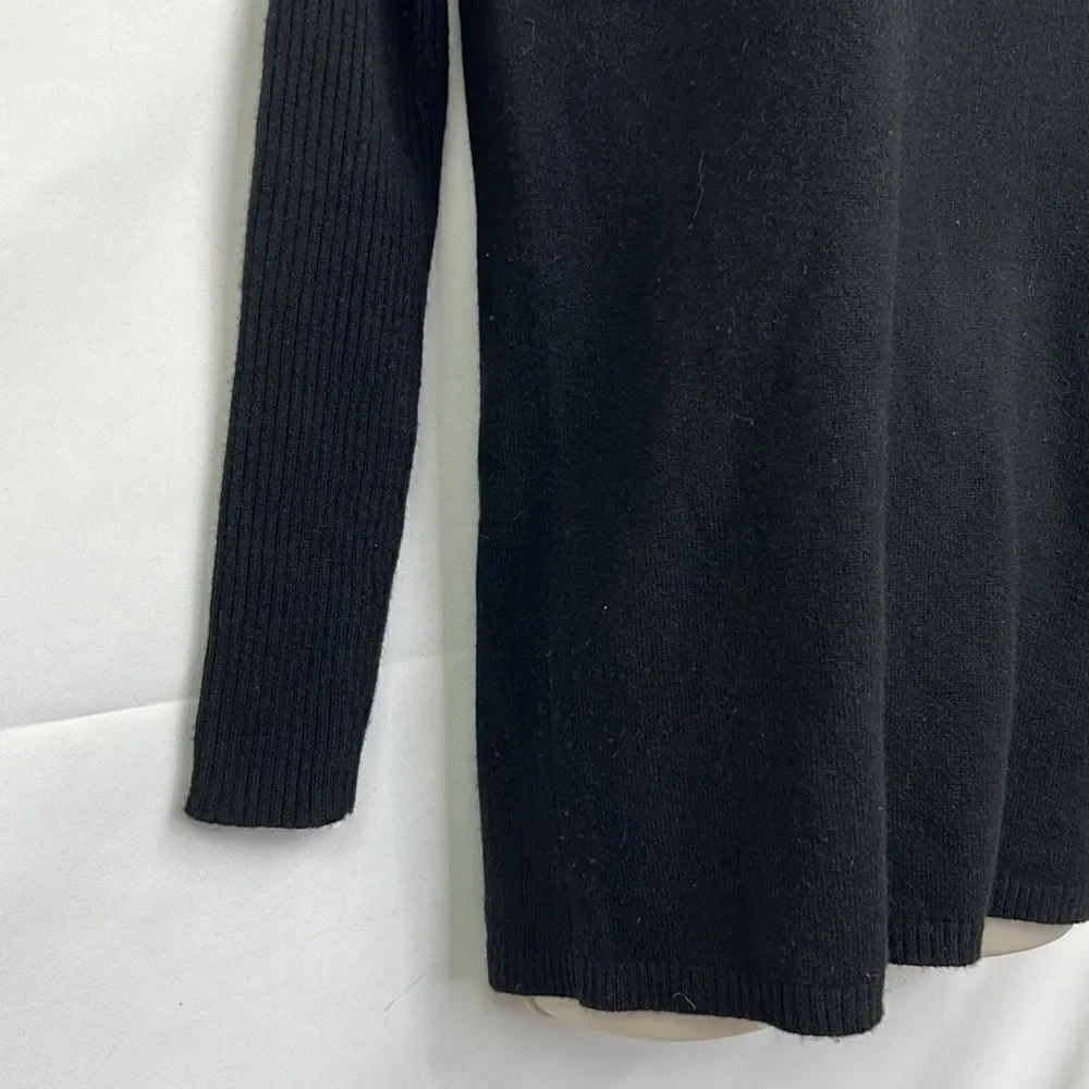 Tory Burch Black Cashmere sweater EUC size XS
